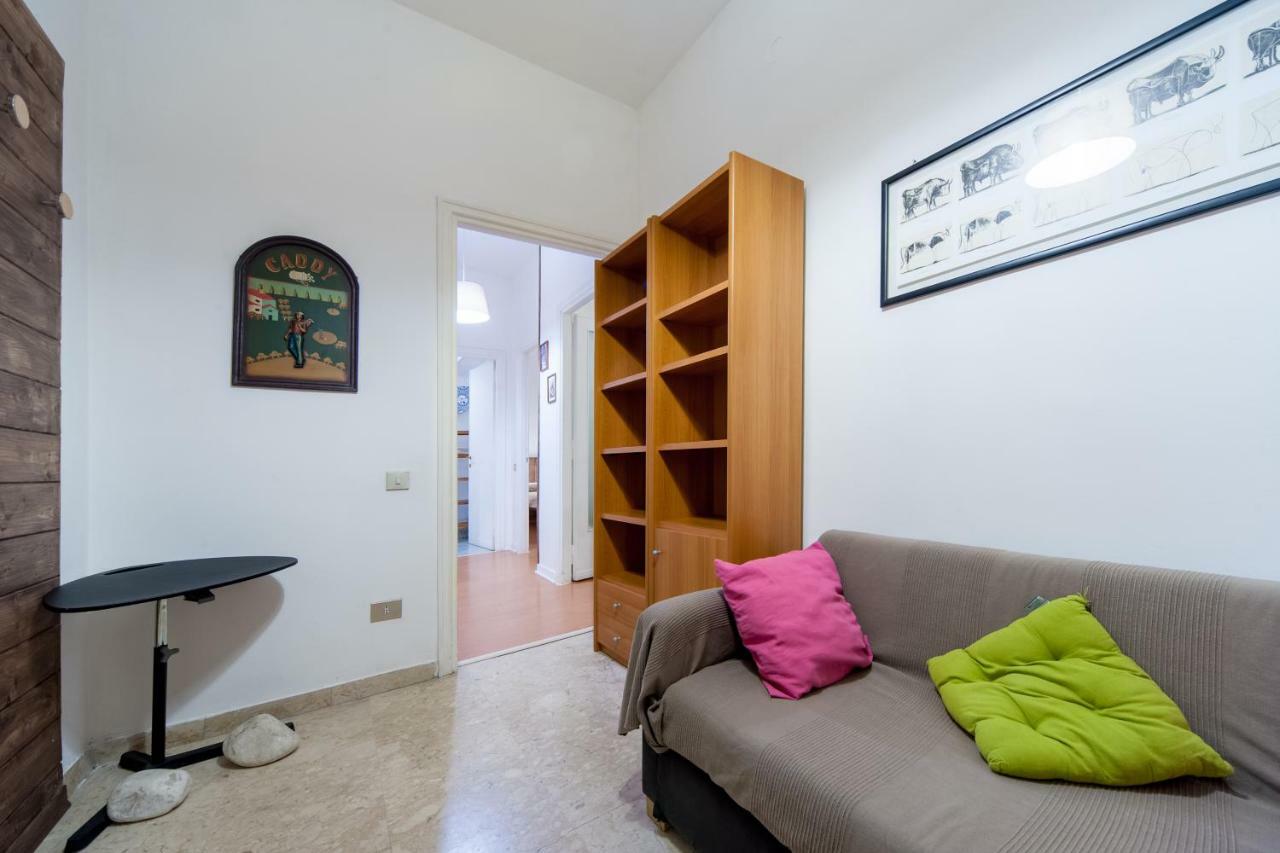 Privato A Marconi Rome
